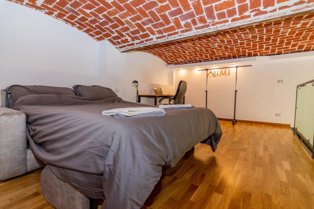 Industrial Loft -Center Of Turin- By Happyhostorino Apartment Luaran gambar